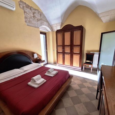 B&B Residenza Pizziniaco Лечче Экстерьер фото