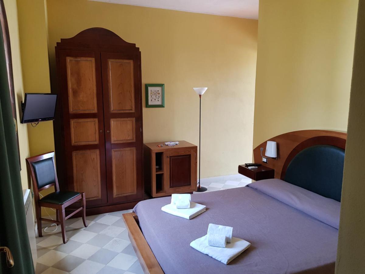 B&B Residenza Pizziniaco Лечче Экстерьер фото