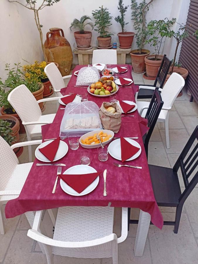 B&B Residenza Pizziniaco Лечче Экстерьер фото